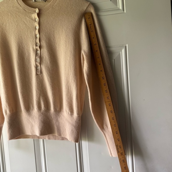Everlane Women's Cashmere Pullover Half Button-Up Sweater - Picture 6 of 7